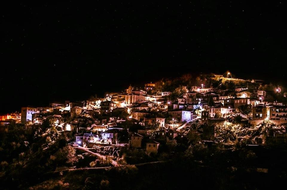 En Dimitsani Hotel Dimitsana Bagian luar foto